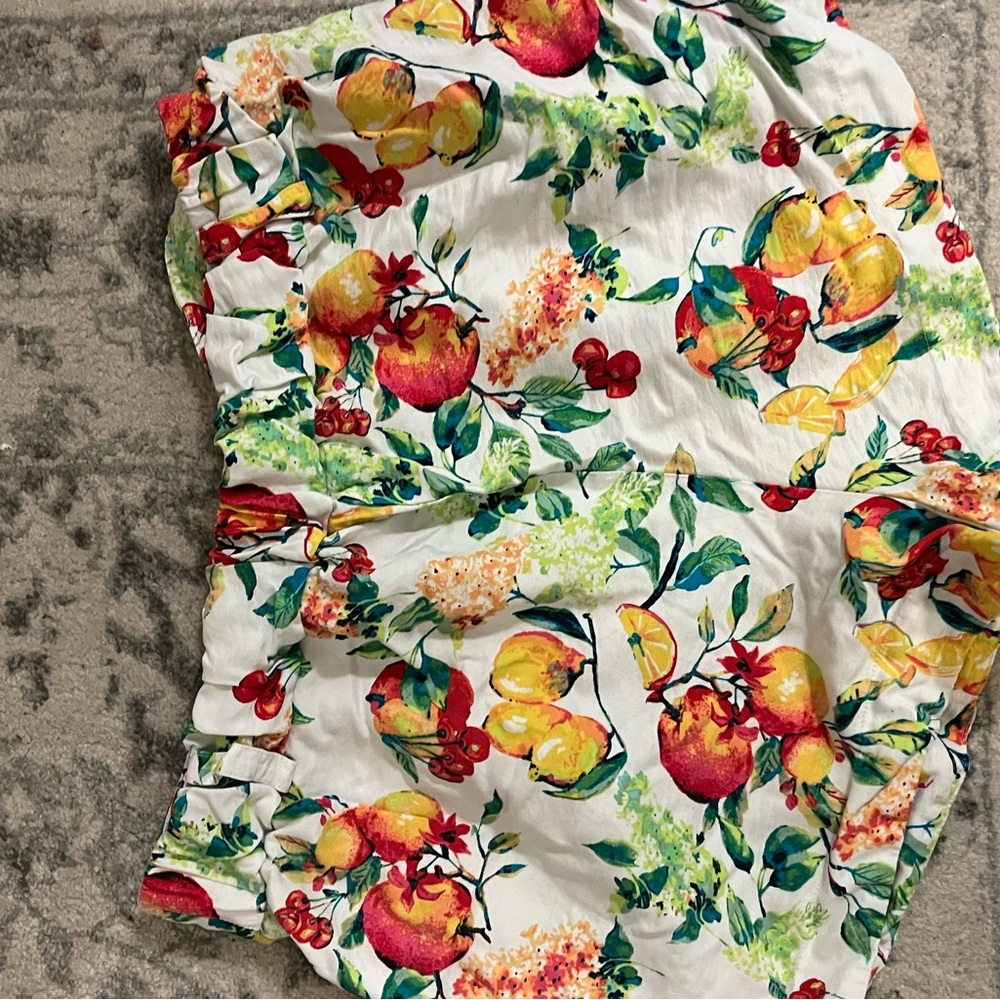 LC Lauren Conrad High Waist Floral Print Shorts - Picture 3 of 3